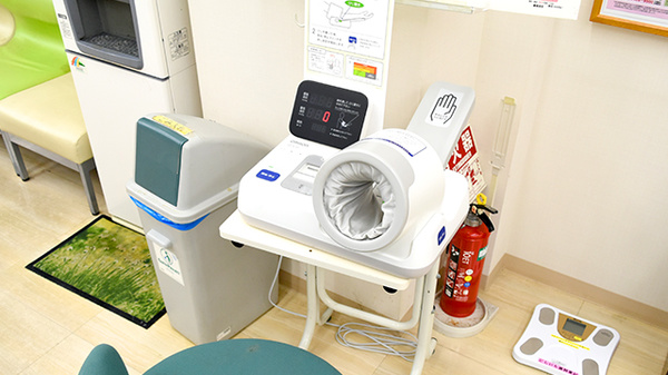 にしいち調剤薬局　JR尼崎駅北店の血圧計