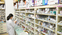 にしいち調剤薬局　JR尼崎駅北店の作業風景