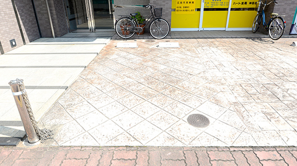 ハート薬局神田店の駐車場