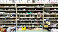 くすりのマルト調剤薬局　玉川店の薬棚