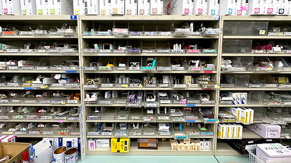 くすりのマルト調剤薬局　玉川店の薬棚