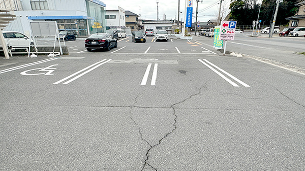 くすりのマルト調剤薬局　玉川店の駐車場