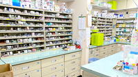 くすりのマルト調剤薬局　平五町目店の薬棚