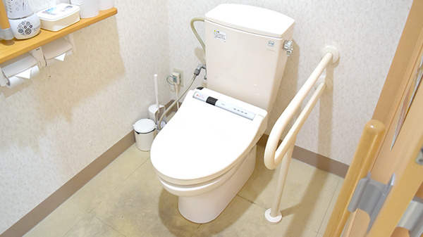 池田薬局　中央のお手洗い