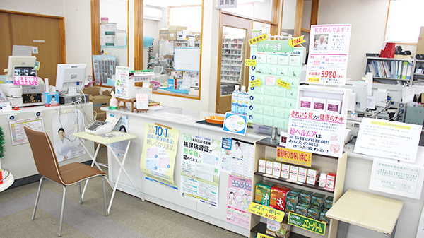 池田薬局　さくらんぼ通りの受付/カウンター