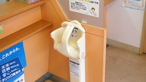 こばと薬局　高須店の受付/カウンター