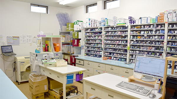 クルーズ薬局　岐南店の調剤室