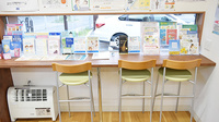 クルーズ薬局　頼兼店の待合スペース