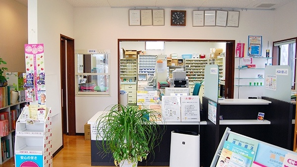 さんくす薬局　福間店の受付/カウンター