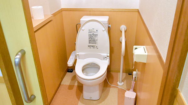 康仁薬局　牛田店のお手洗い