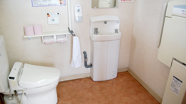 コメヤ薬局　安養寺店のお手洗い