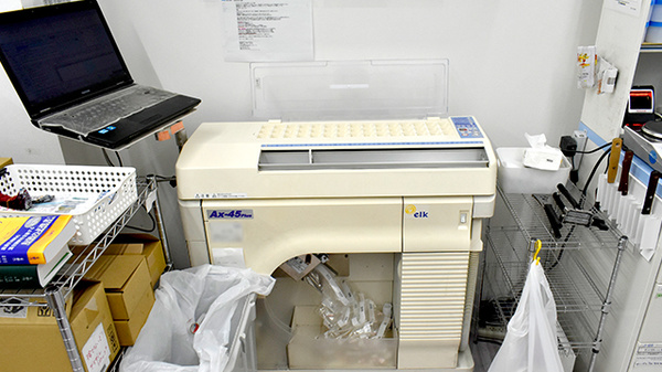 サンキュードラッグ　新椋野薬局の調剤器具