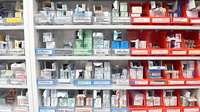 さんあい薬局　朝上店の薬棚