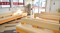 阪神調剤薬局　福知山店の待合スペース