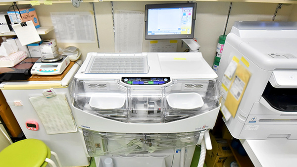 幸生堂薬局 羽衣店の調剤器具