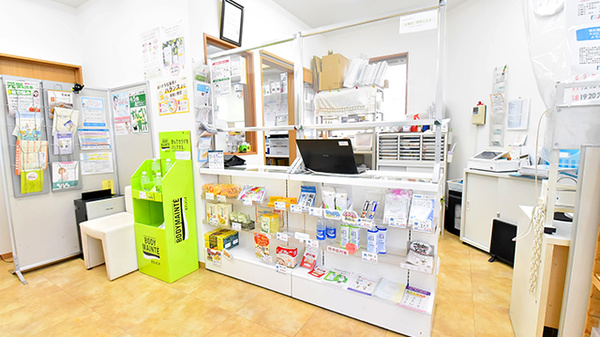 幸生堂薬局 東今里店の受付/カウンター