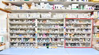 幸生堂薬局 東今里店の薬棚