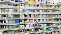 フィットケアデポ　篠原店薬局の薬棚