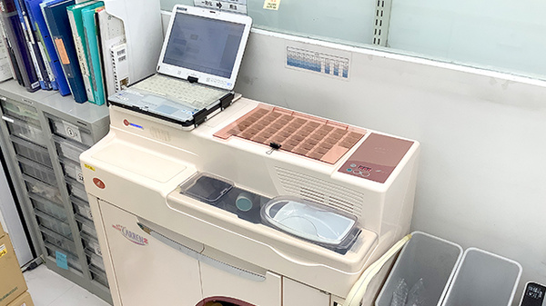 フィットケアデポ　シルクセンター店薬局の調剤器具
