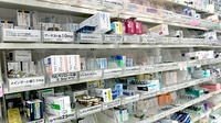 フィットケアデポ　ペペＢ１店薬局の薬棚