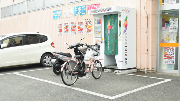 長岡今里ケアーズ薬局の駐輪場