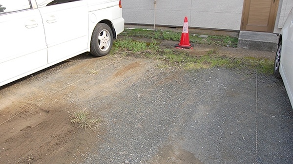さつき薬局の駐車場