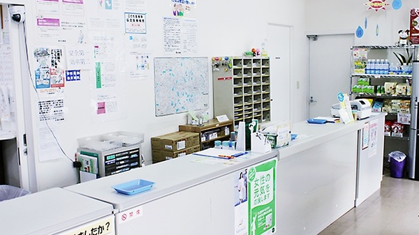 とまと薬局　東松山店の受付/カウンター
