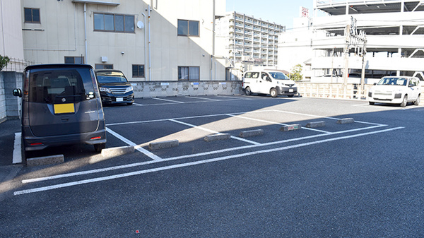 とまと薬局　東松山店の駐車場