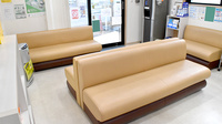 ハッピー薬局　末町店の待合スペース