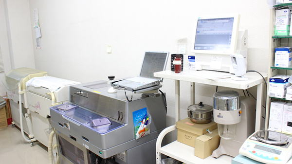 セイムス北里薬局の調剤器具