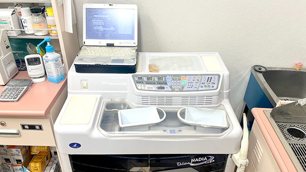 セイムス小田急相模原駅前薬局の調剤器具