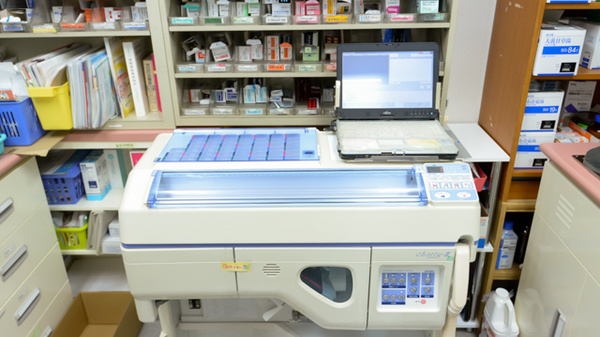 ひかり薬局 小野本町店の調剤器具
