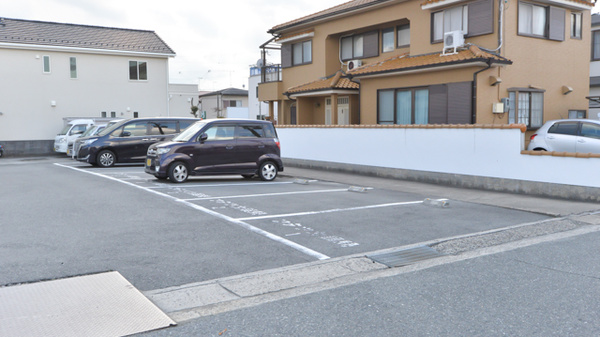 フタツカ薬局　神戸西店の駐車場