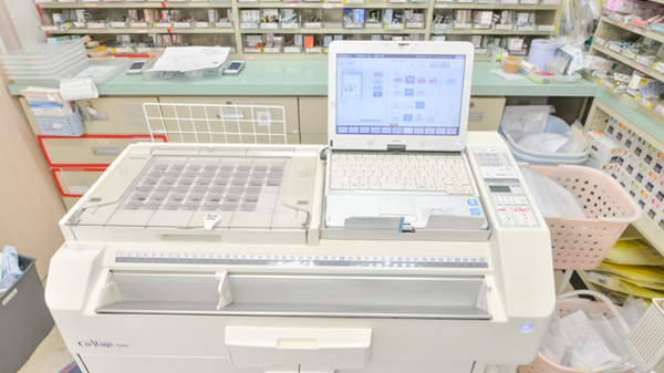 フタツカ薬局　伊川谷南店の調剤器具