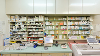 フタツカ薬局　西脇和布店の薬棚