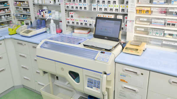 フタツカ薬局　湖南店の調剤器具