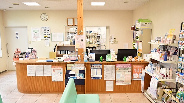 あけぼの薬局　柏原店の受付/カウンター