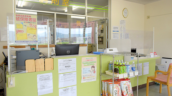 吉野調剤薬局の受付/カウンター