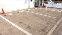 渚西口薬局の駐車場