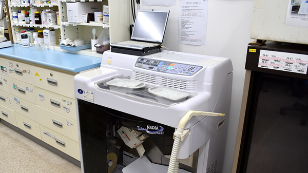 セイムス東海名和薬局の調剤器具