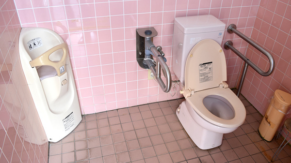 セイムス芸濃椋本薬局のお手洗い