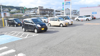 薬局スーパードラッグキリン万呂店の駐車場