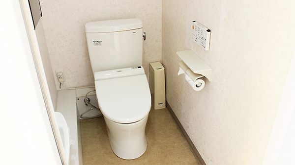 オレンジ薬局　川和町店のお手洗い