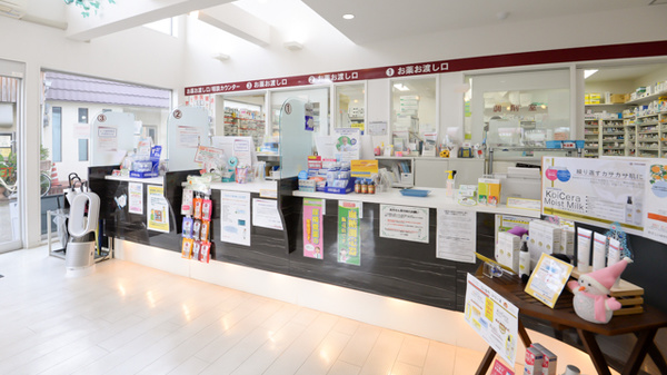 フタツカ薬局　宝塚東の受付/カウンター