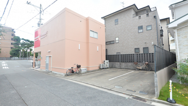 フタツカ薬局　羽衣の駐車場