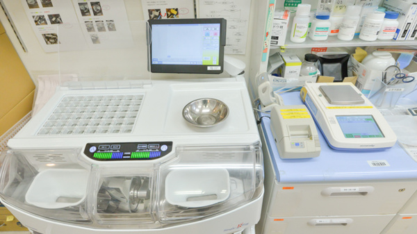 フタツカ薬局　吹田竹見台の調剤器具