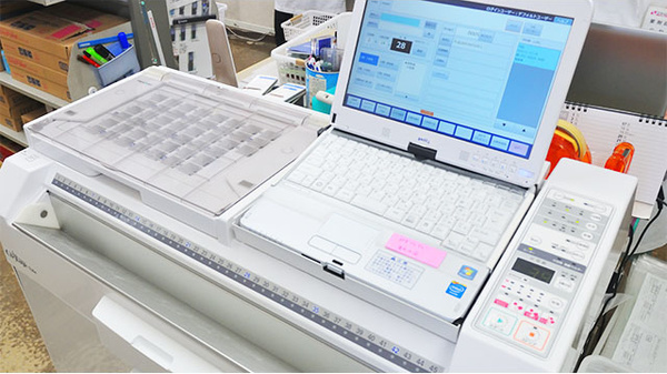 しなの薬局　小針店の調剤器具