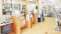 しなの薬局　西小針店の受付/カウンター
