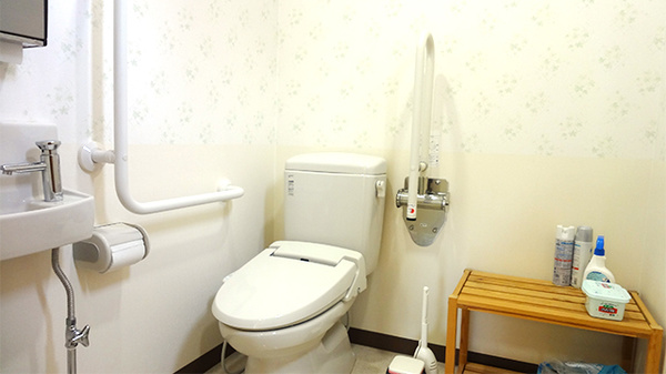 しなの薬局　和納店のお手洗い