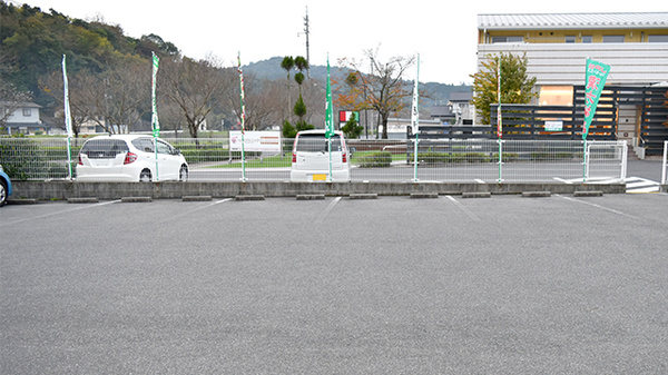大手町薬局　メディカルファラオの駐車場